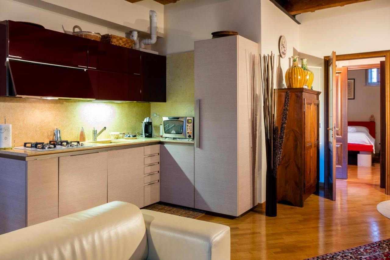 Apartmán Ai Cinque Archi Verona Exteriér fotografie