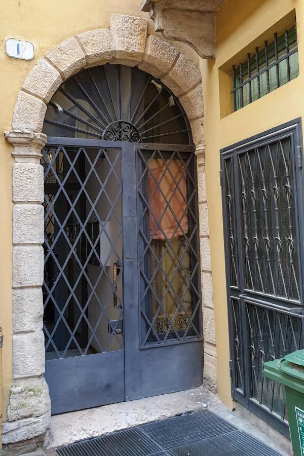 Apartmán Ai Cinque Archi Verona Exteriér fotografie